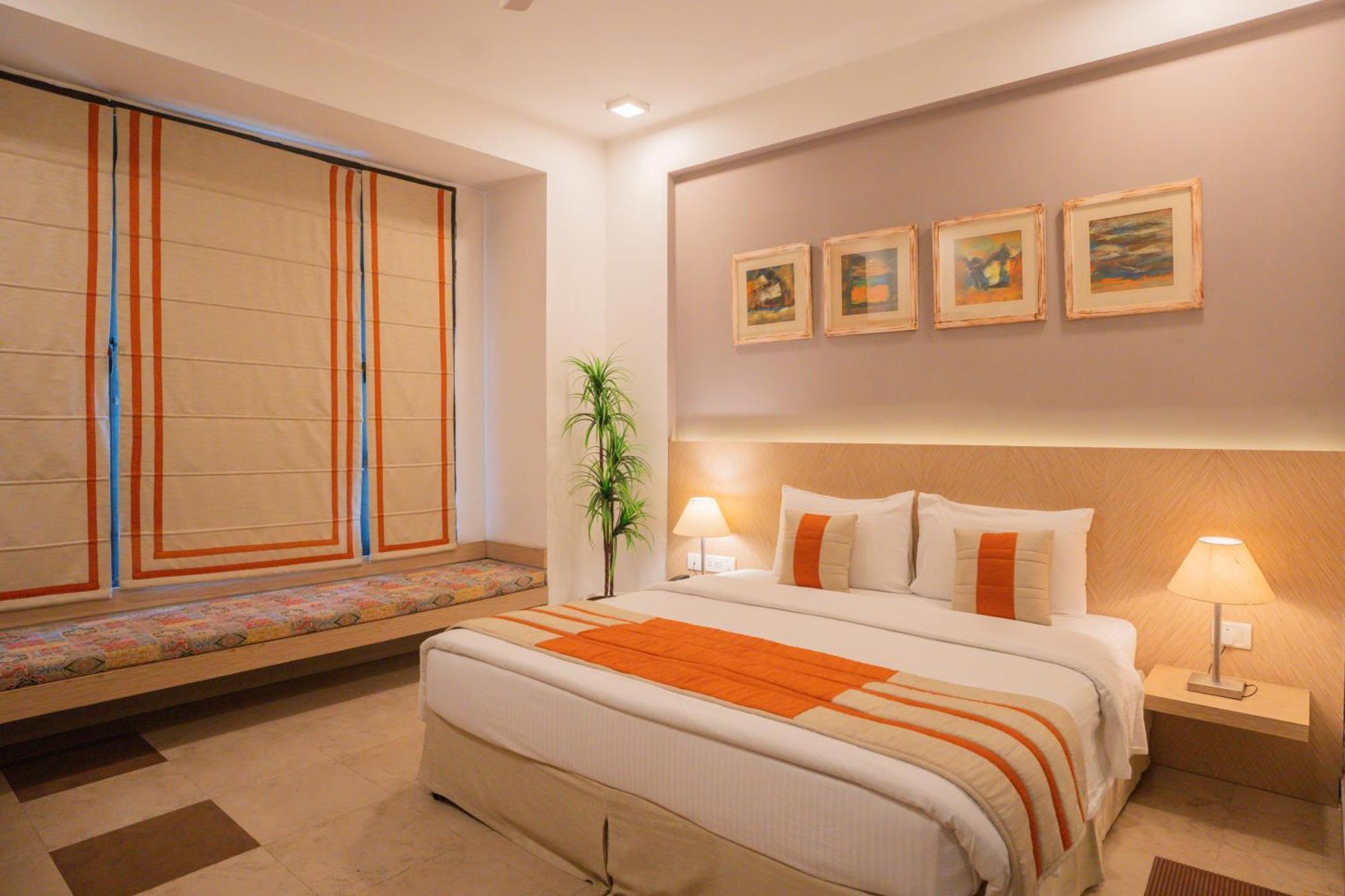 Hotel Ahuja Residency Parklane Gurgaon Exterior foto
